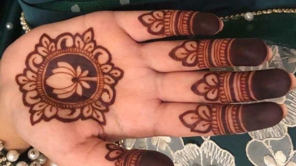 Gol Mehandi Design