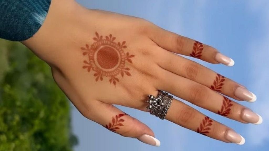 Gol Mehandi Design
